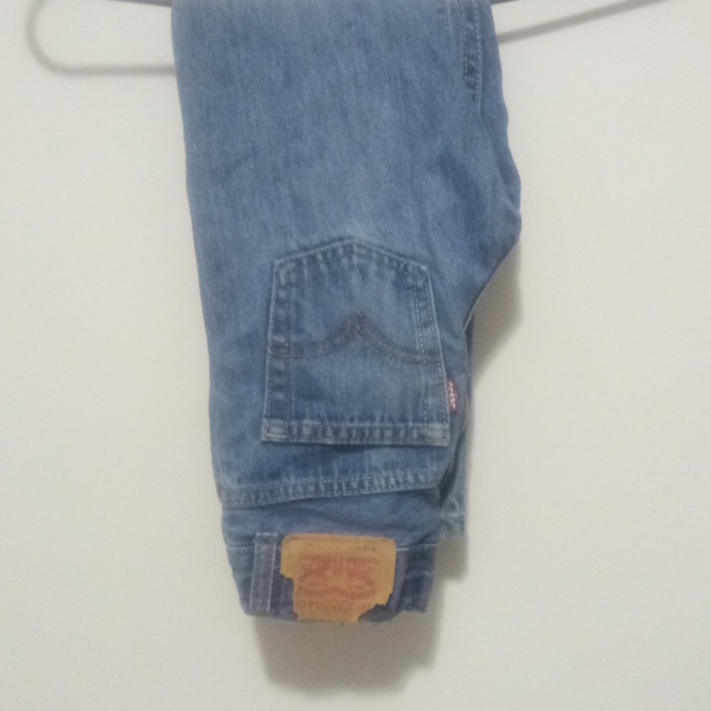 Boys 514 straight Levi's blue jeans size 6 reg